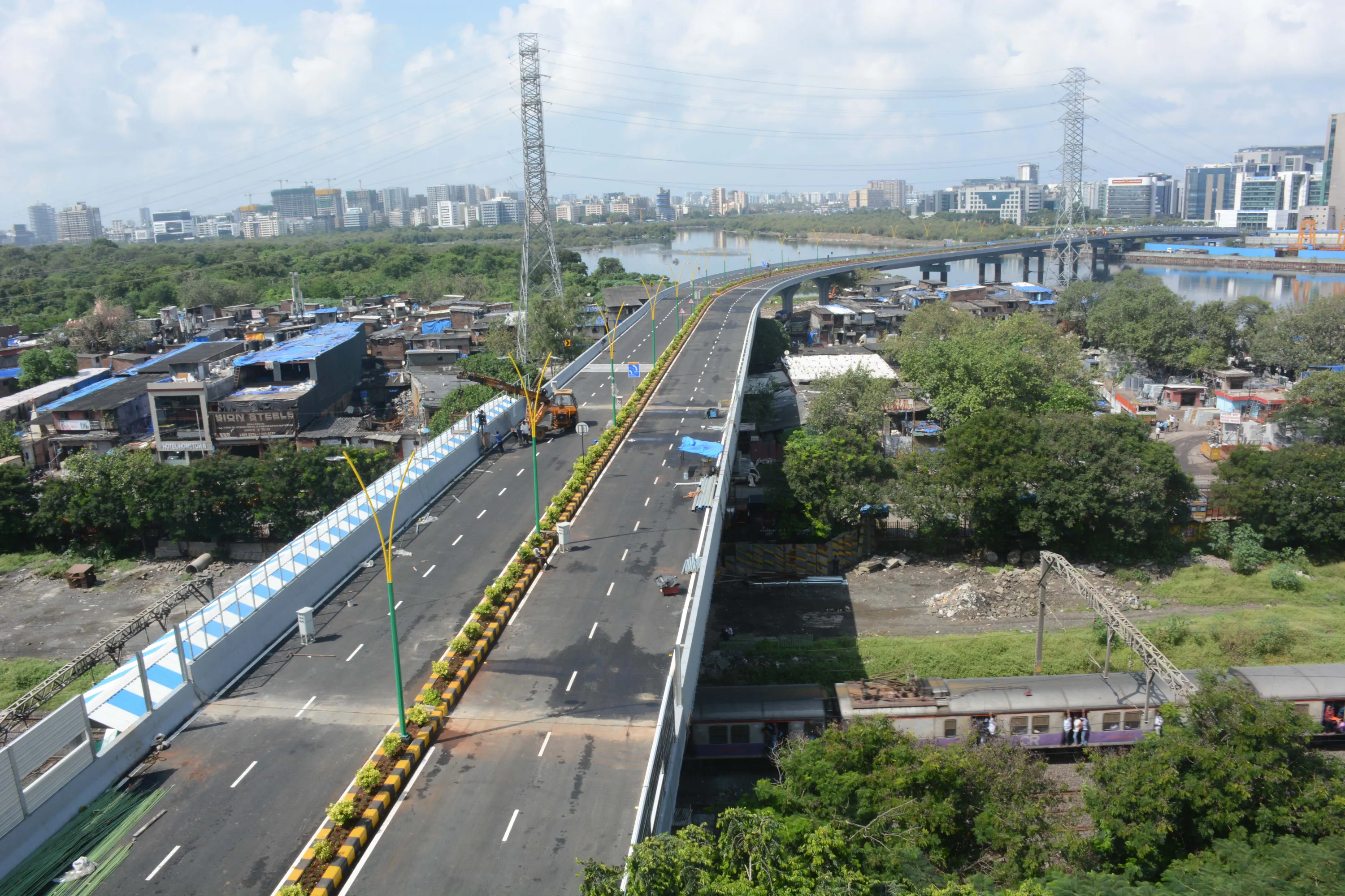 BKC Connector 4