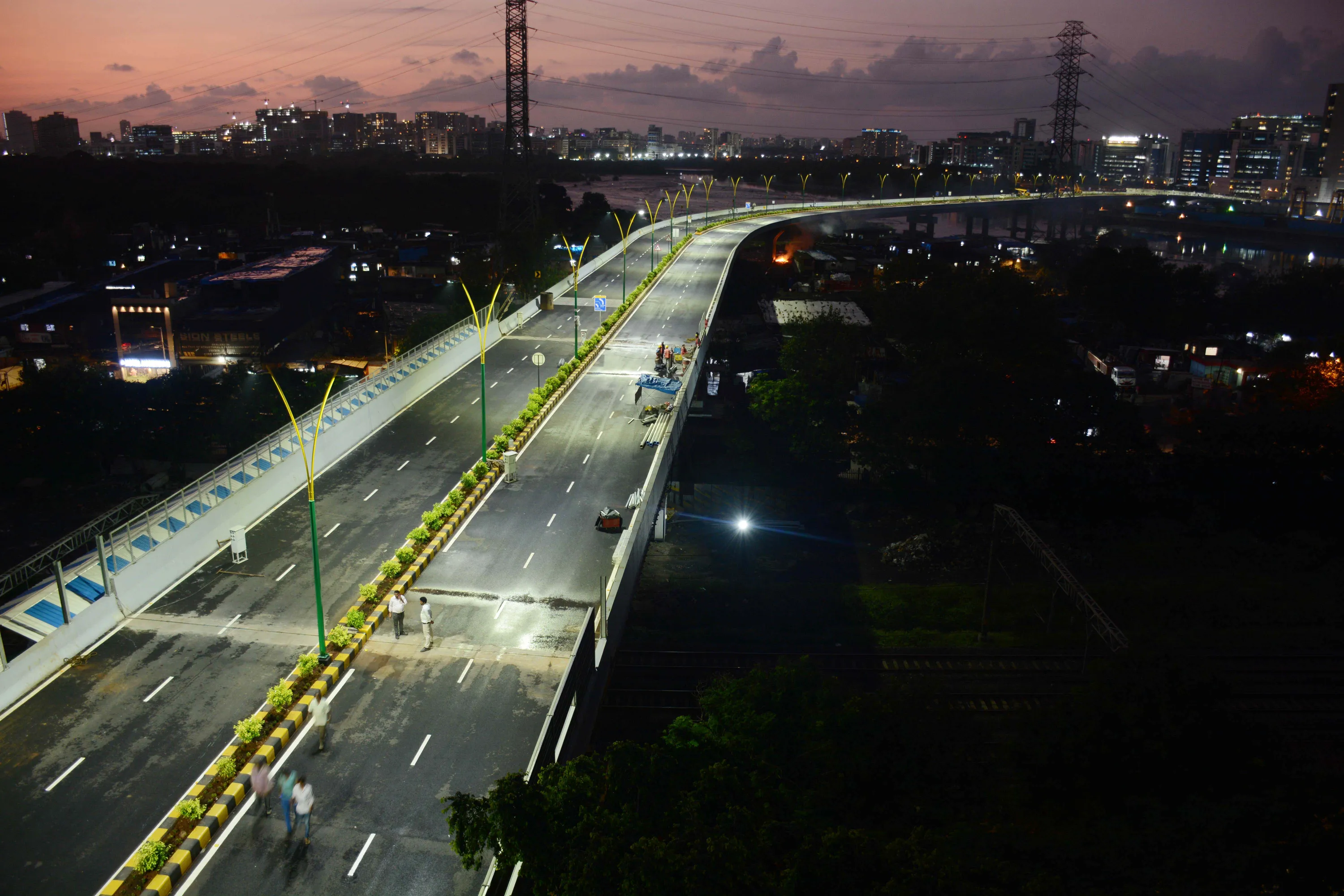 BKC Connector 12