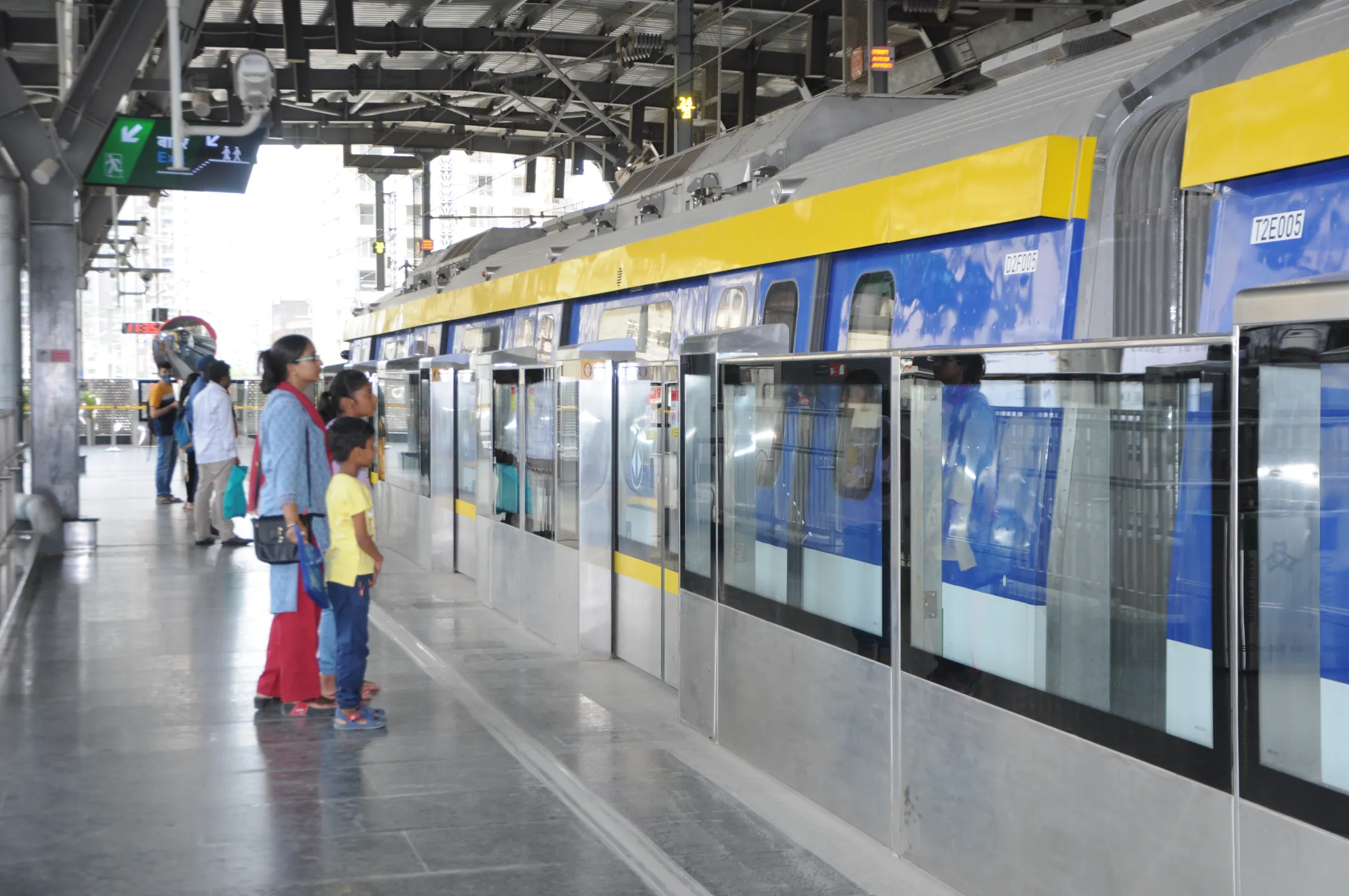 Mumbai Metro Line 02 (Line 2A, Yellow Line) 2