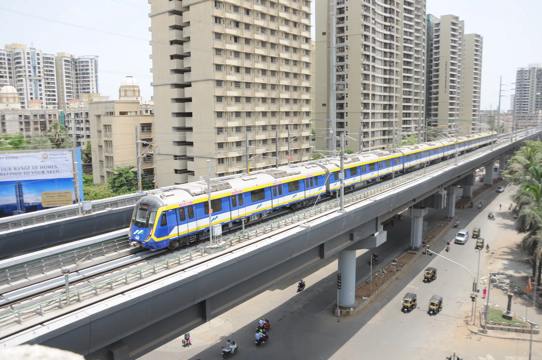 Mumbai Metro Line 02 (Line 2A, Yellow Line) 3