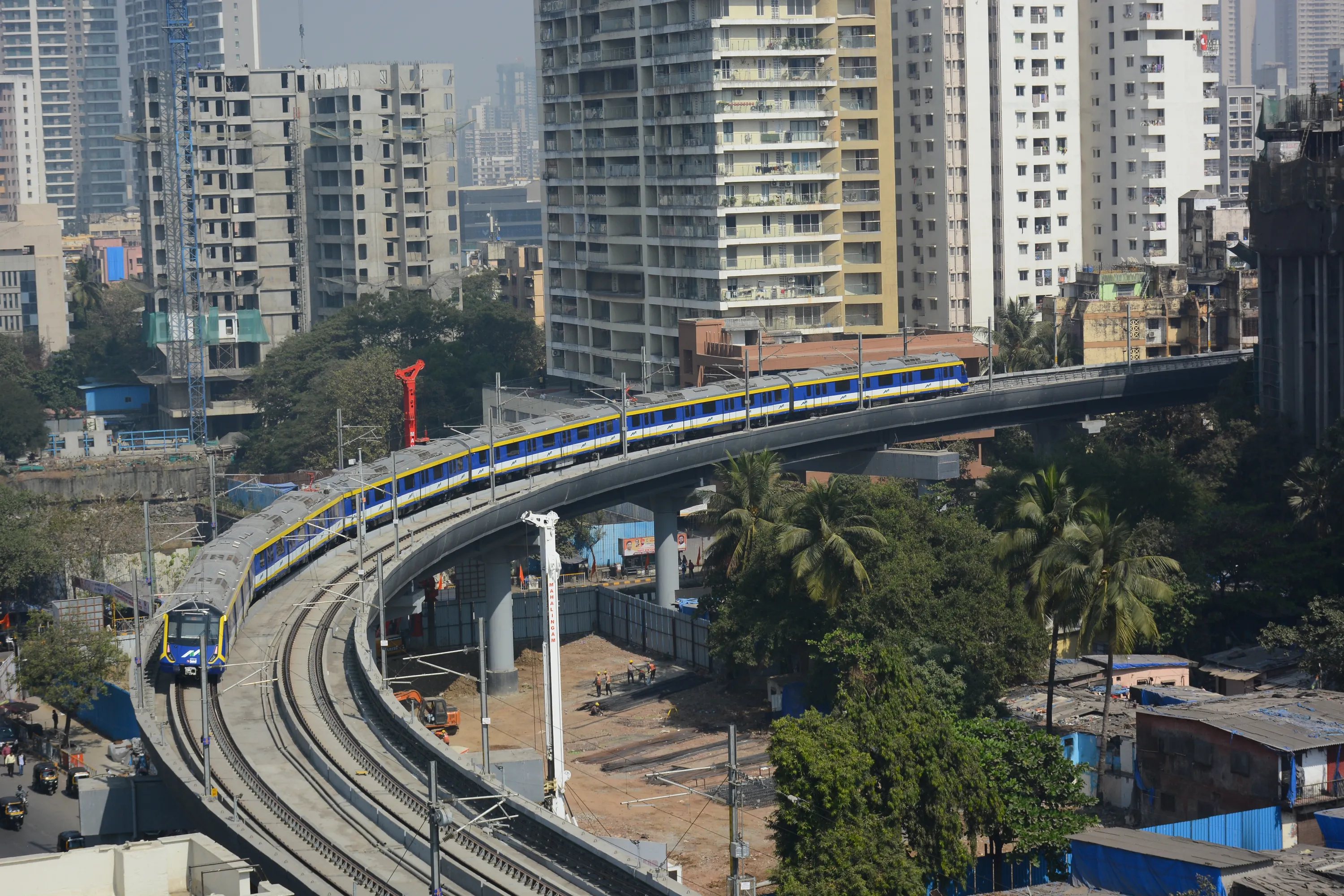 Mumbai Metro Line 02 (Line 2A, Yellow Line) 5